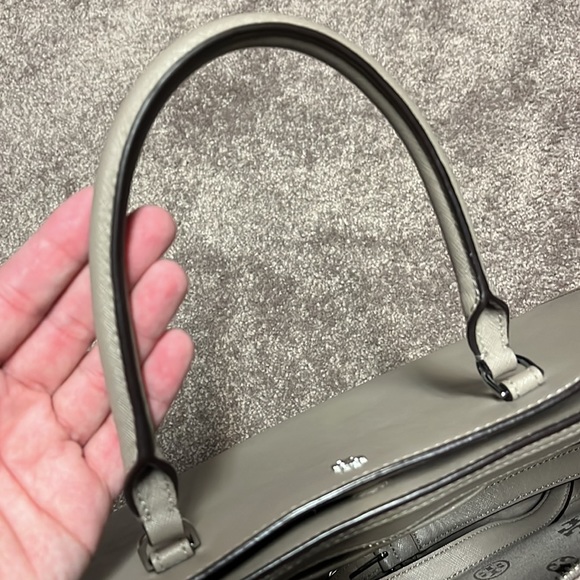 Taupe Tory Burch handbag - Picture 8 of 9